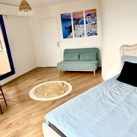 Paris La Defense - Santorin Apartment With Jacuzzi Курбьовоа Екстериор снимка