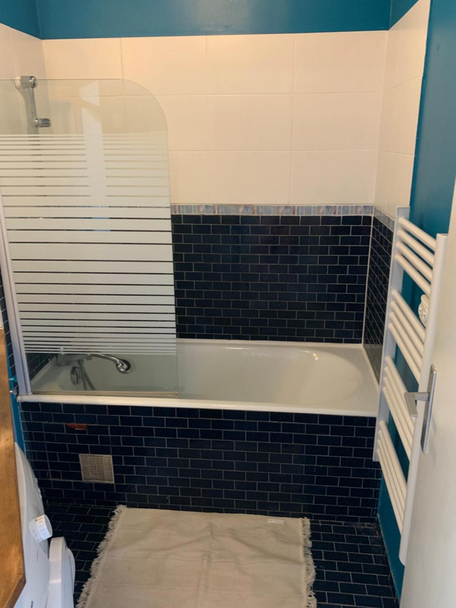 Paris La Defense - Santorin Apartment With Jacuzzi Курбьовоа Екстериор снимка